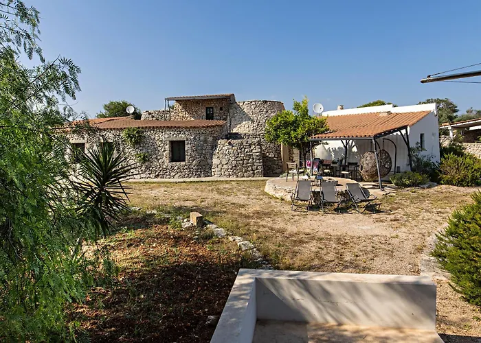 Vakantiehuis Feudo - Pajara Curte 3 By Salento Prime Salve